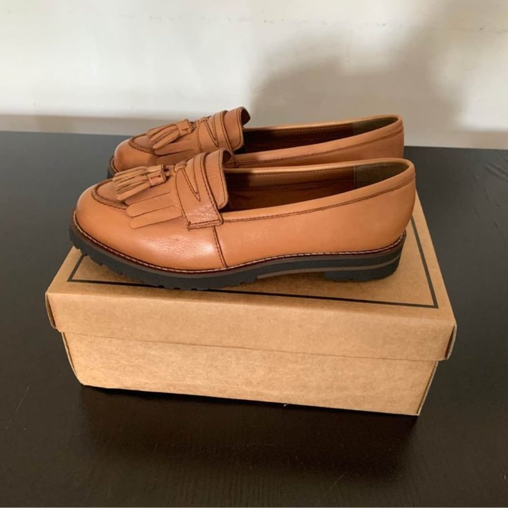 New ASOS Maxfield Loafers US8 TAN wide fit